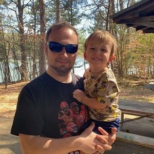 Meet your Posher, Johnathan